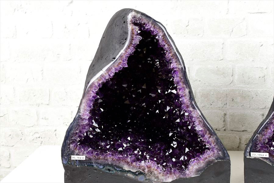 アメジストドーム　カペーラ　晶洞　紫水晶　アメシスト　amethyst geode　インテリア　置物　天然石　パワーストーン