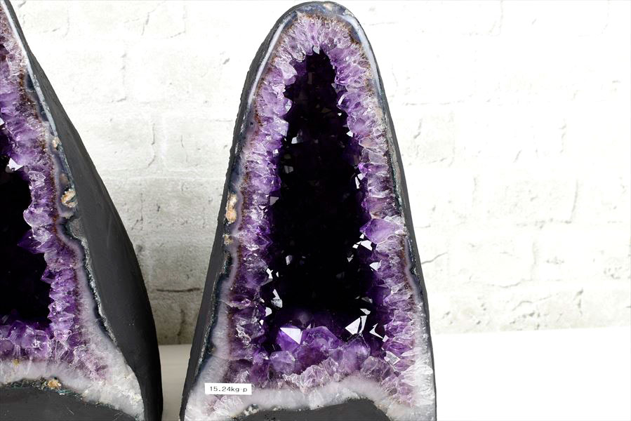 アメジストドーム　カペーラ　晶洞　紫水晶　アメシスト　amethyst geode　インテリア　置物　天然石　パワーストーン