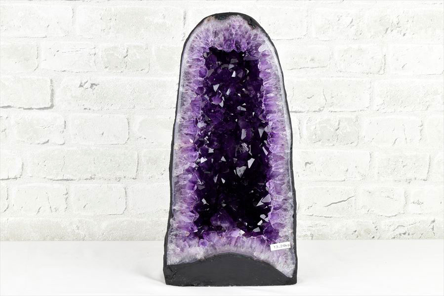 アメジストドーム　カペーラ　晶洞　紫水晶　アメシスト　amethyst geode　インテリア　置物　天然石　パワーストーン