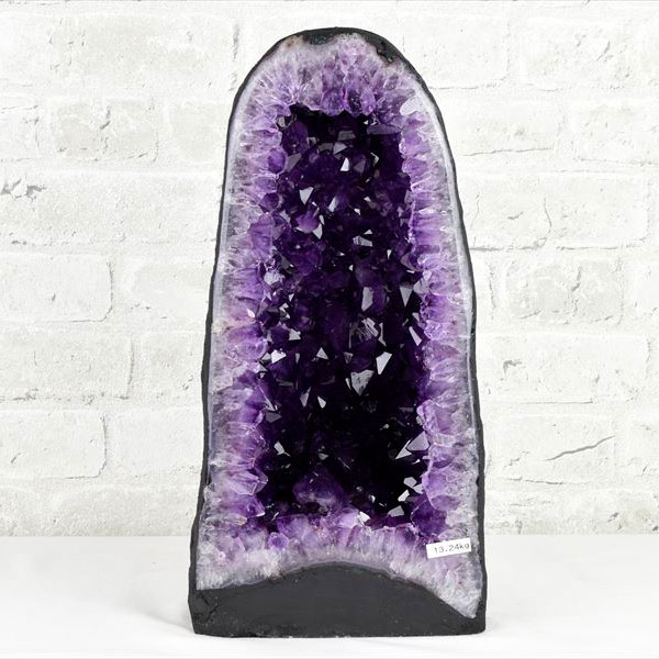 アメジストドーム　カペーラ　晶洞　紫水晶　アメシスト　amethyst geode　インテリア　置物　天然石　パワーストーン