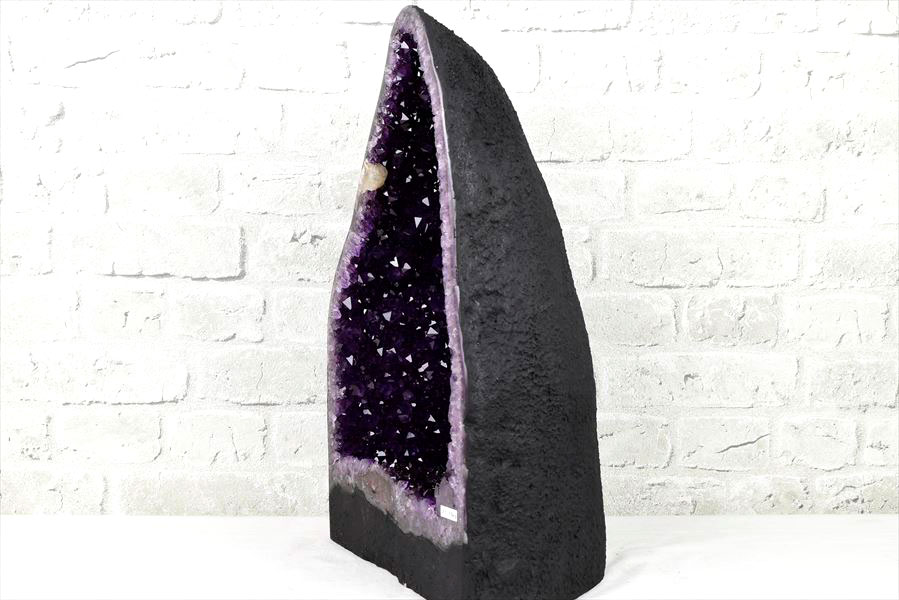 アメジストドーム　カペーラ　晶洞　紫水晶　アメシスト　amethyst geode　インテリア　置物　天然石　パワーストーン