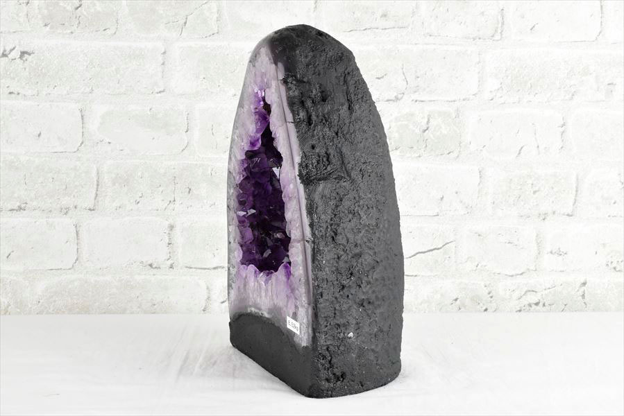 アメジストドーム　カペーラ　晶洞　紫水晶　アメシスト　amethyst geode　インテリア　置物　天然石　パワーストーン