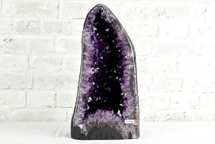 アメジストドーム　カペーラ　晶洞　紫水晶　アメシスト　amethyst geode　インテリア　置物　天然石　パワーストーン