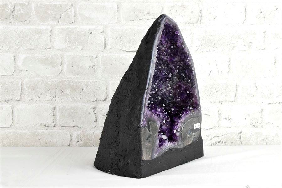 アメジストドーム　カペーラ　晶洞　紫水晶　アメシスト　amethyst geode　インテリア　置物　天然石　パワーストーン