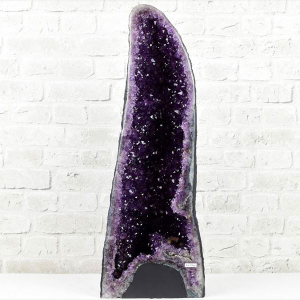 アメジストドーム　カペーラ　晶洞　紫水晶　アメシスト　amethyst geode　インテリア　置物　天然石　パワーストーン