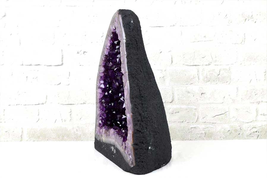 アメジストドーム　カペーラ　晶洞　紫水晶　アメシスト　amethyst geode　インテリア　置物　天然石　パワーストーン