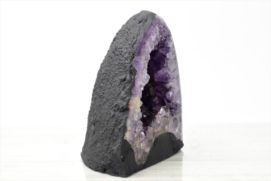 アメジストドーム　カペーラ　晶洞　紫水晶　アメシスト　amethyst geode　インテリア　置物　天然石　パワーストーン