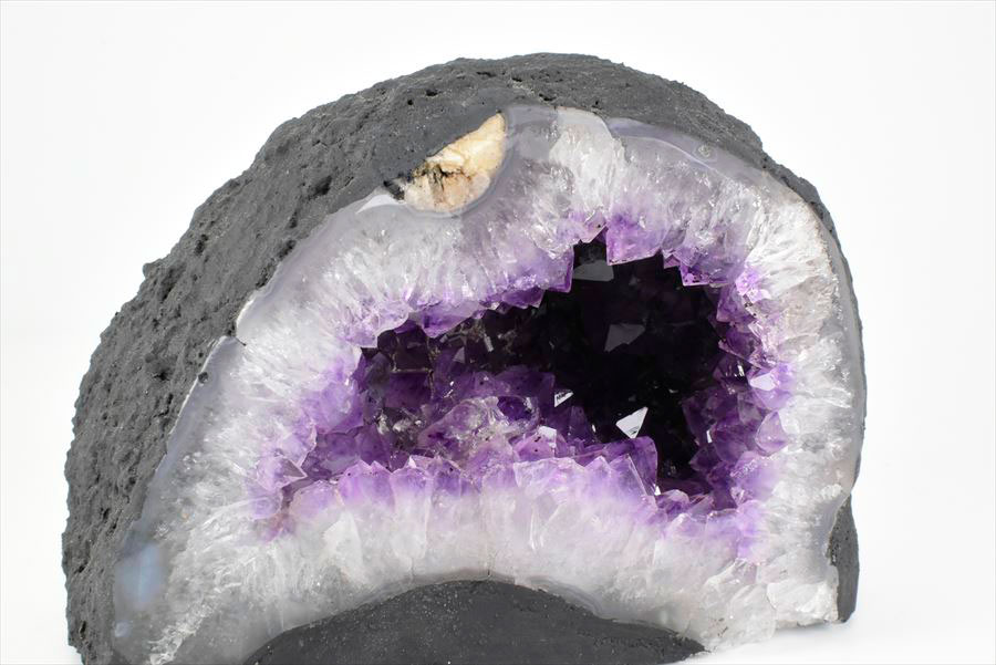 アメジストドーム　カペーラ　晶洞　紫水晶　アメシスト　amethyst geode　インテリア　置物　天然石　パワーストーン