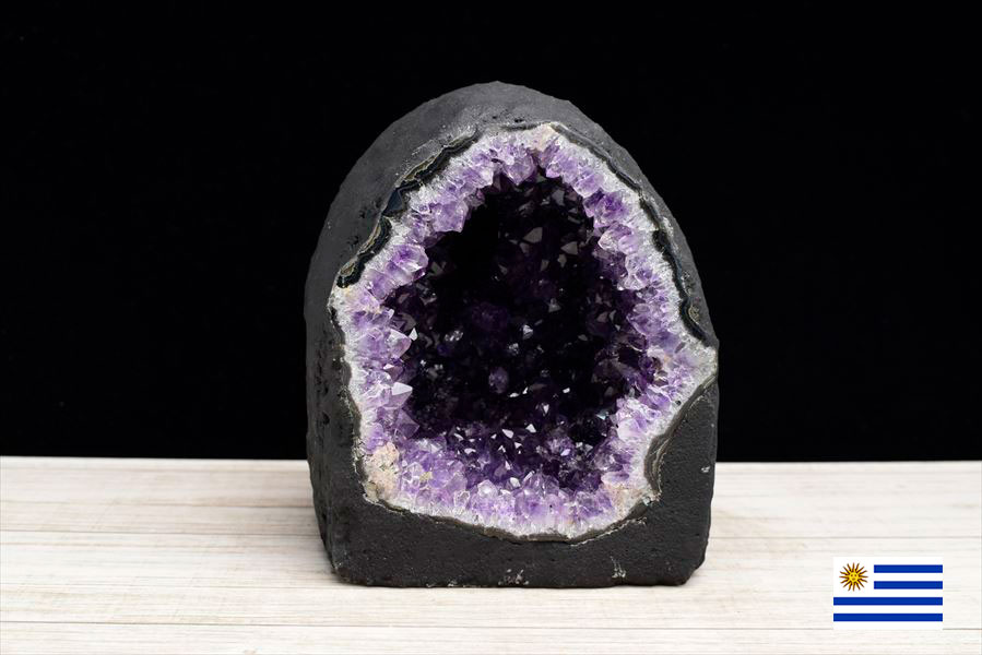 ウルグアイ産　アメジストドーム　ミニドーム　カペーラ　晶洞　紫水晶　アメシスト　amethyst geode　インテリア　置物　天然石　パワーストーン