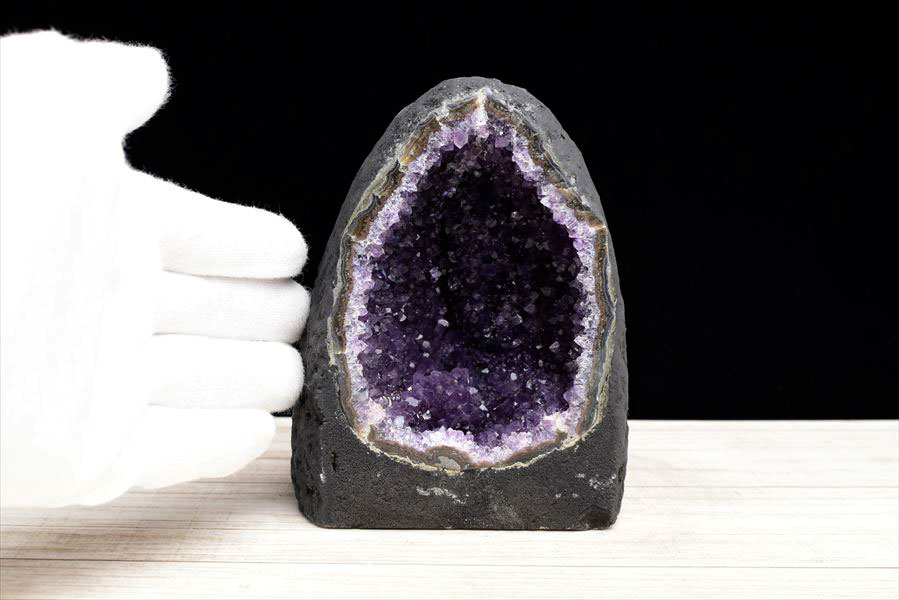 アメジストドーム　カペーラ　晶洞　紫水晶　アメシスト　amethyst geode　インテリア　置物　天然石　パワーストーン