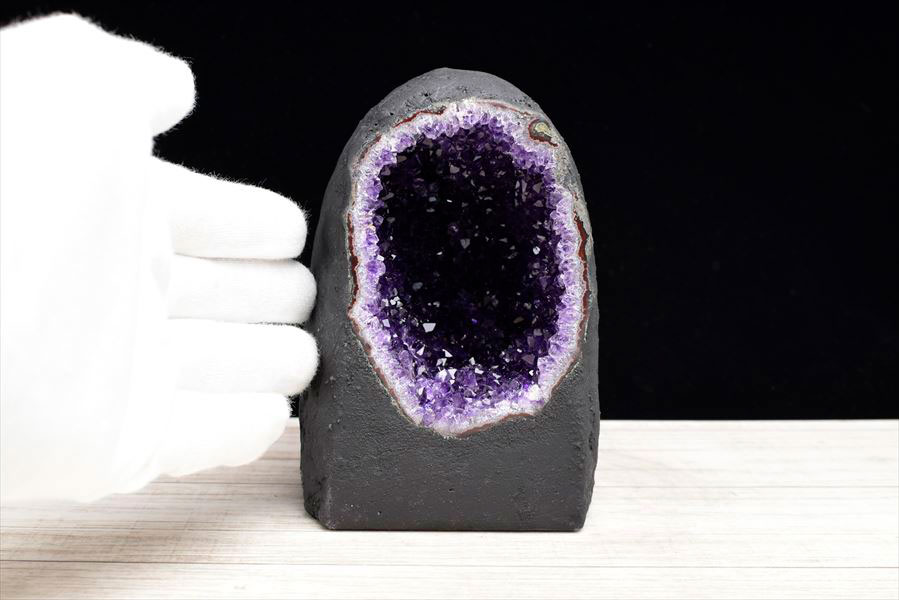 アメジストドーム　カペーラ　晶洞　紫水晶　アメシスト　amethyst geode　インテリア　置物　天然石　パワーストーン