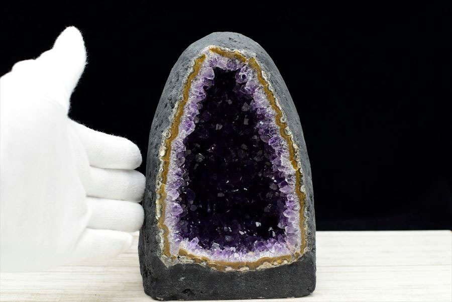 アメジストドーム　カペーラ　晶洞　紫水晶　アメシスト　amethyst geode　インテリア　置物　天然石　パワーストーン