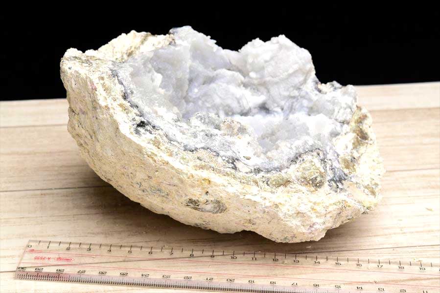 メキシコ・チワワ州　トランカスジオード　Trancas geode　割れてるジオード　チワワジオード　水晶ジオード　浄化　原石　天然石　パワーストーン