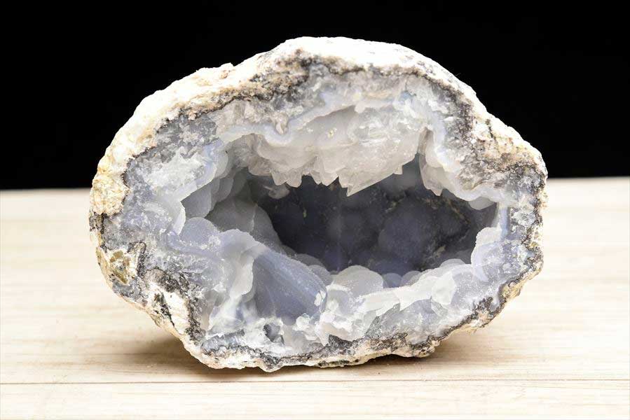 メキシコ・チワワ州　トランカスジオード　Trancas geode　割れてるジオード　チワワジオード　水晶ジオード　浄化　原石　天然石　パワーストーン