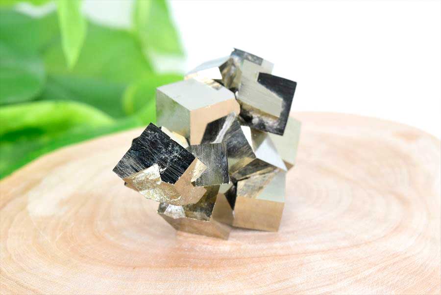 スペイン産　パイライト　キュービックパイライト　原石　鉱物　黄鉄鉱　 Spain　Pyrite　天然石　パワーストーン