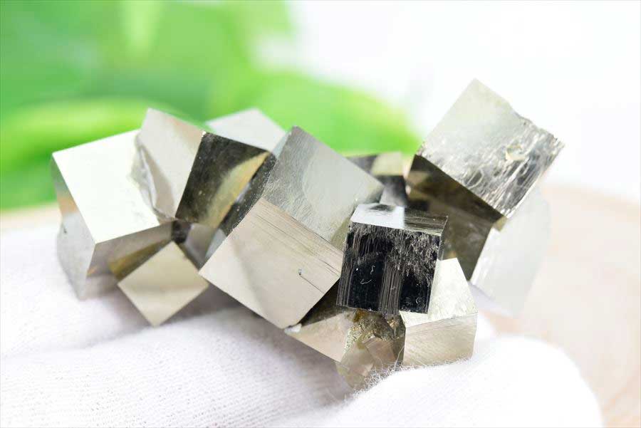 スペイン産　パイライト　キュービックパイライト　原石　鉱物　黄鉄鉱　 Spain　Pyrite　天然石　パワーストーン