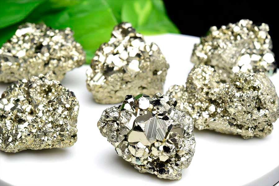 ペルー産　ワンサラ　パイライト　原石　クラスター　黄鉄鉱　Huanzala Huallanca Pyrite　天然石　パワーストーン