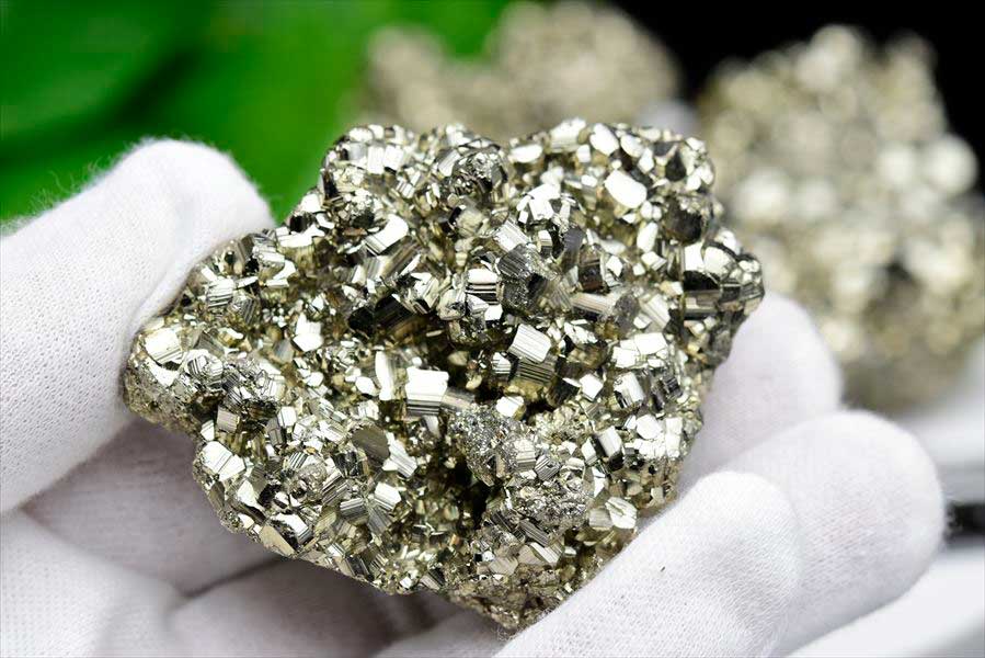 ペルー産　ワンサラ　パイライト　原石　クラスター　黄鉄鉱　Huanzala Huallanca Pyrite　天然石　パワーストーン