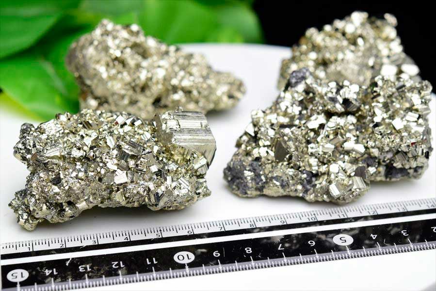 ペルー産　ワンサラ　パイライト　原石　クラスター　黄鉄鉱　Huanzala Huallanca Pyrite　天然石　パワーストーン