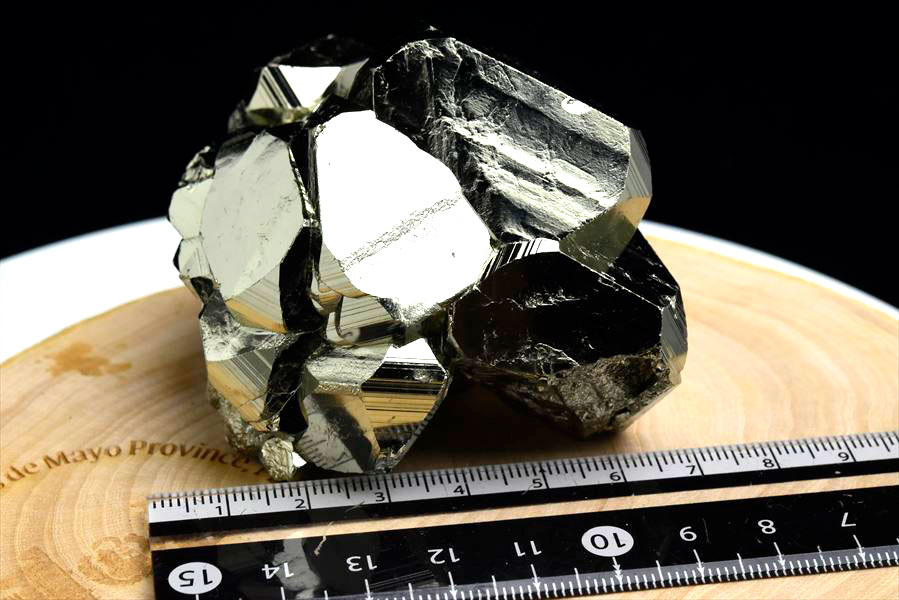 ペルー産　ワンサラ　パイライト　原石　クラスター　黄鉄鉱　Huanzala Huallanca Pyrite　天然石　パワーストーン