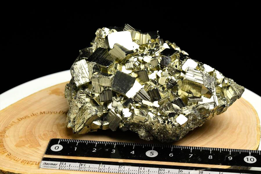 ペルー産　ワンサラ　パイライト　原石　クラスター　立方体結晶　黄鉄鉱　Huanzala Huallanca Pyrite　天然石　パワーストーン