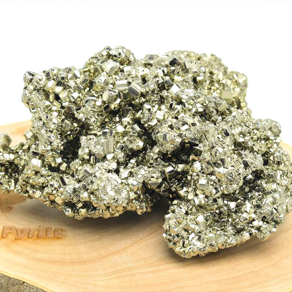 ペルー産　ワンサラ　パイライト　原石　クラスター　黄鉄鉱　Huanzala Huallanca Pyrite　天然石　パワーストーン