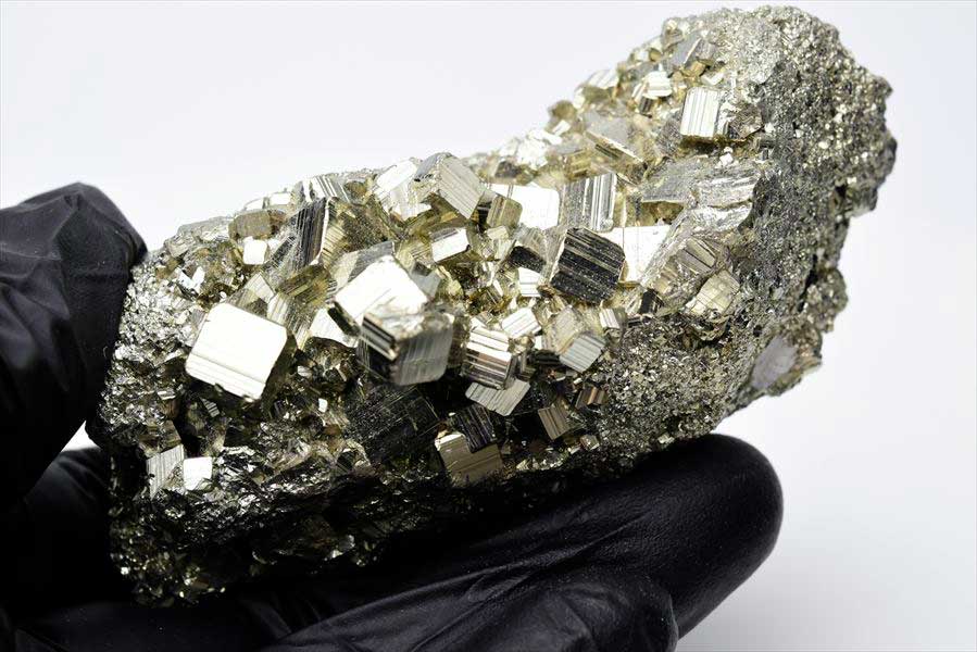 ペルー産　ワンサラ　パイライト　原石　クラスター　黄鉄鉱　Huanzala Huallanca Pyrite　天然石　パワーストーン