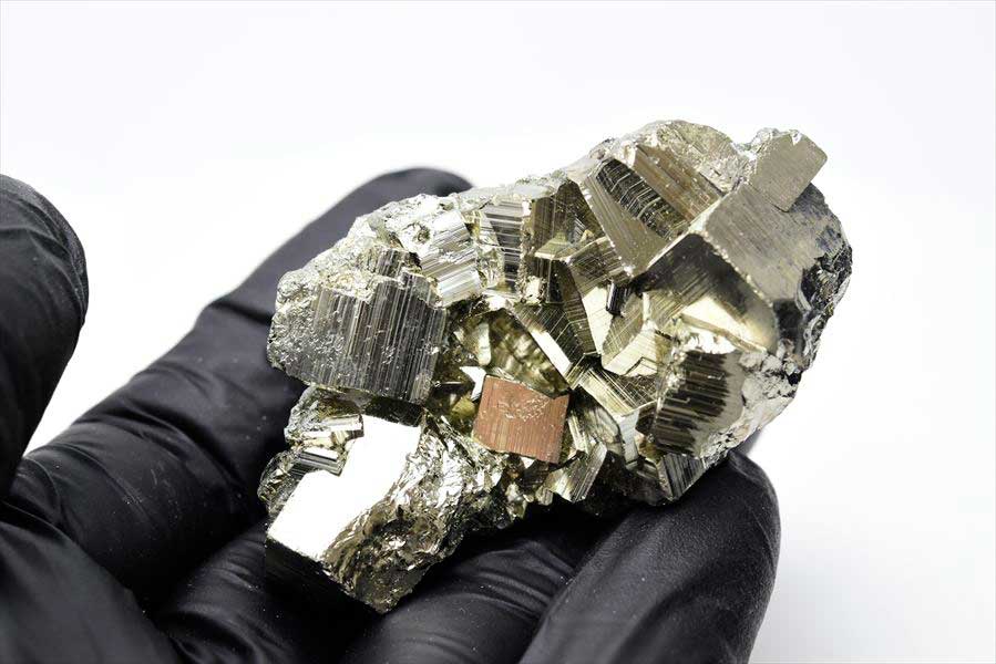 ペルー産　ワンサラ　パイライト　原石　クラスター　黄鉄鉱　Huanzala Huallanca Pyrite　天然石　パワーストーン