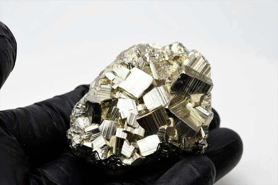 ペルー産　ワンサラ　パイライト　原石　クラスター　黄鉄鉱　Huanzala Huallanca Pyrite　天然石　パワーストーン