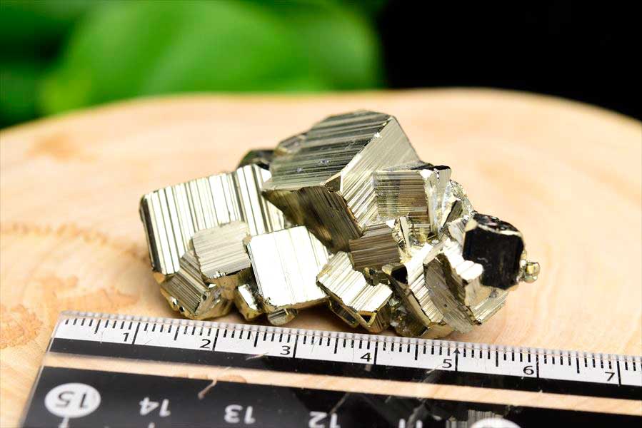 ペルー産　ワンサラ　パイライト　原石　クラスター　立方体結晶　黄鉄鉱　Huanzala Huallanca Pyrite　天然石　パワーストーン