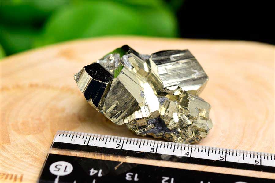 ペルー産　ワンサラ　パイライト　原石　クラスター　立方体結晶　黄鉄鉱　Huanzala Huallanca Pyrite　天然石　パワーストーン