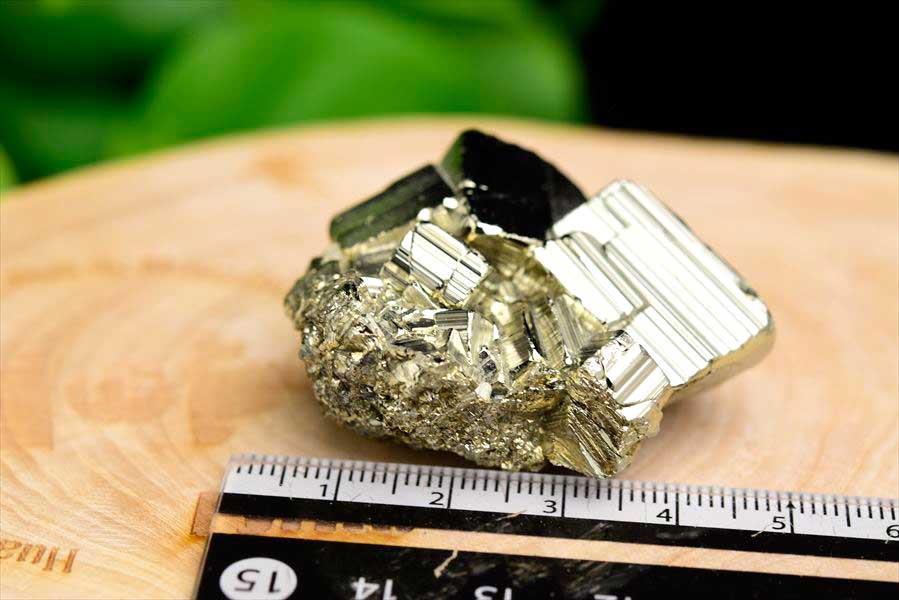 ペルー産　ワンサラ　パイライト　原石　クラスター　立方体結晶　黄鉄鉱　Huanzala Huallanca Pyrite　天然石　パワーストーン