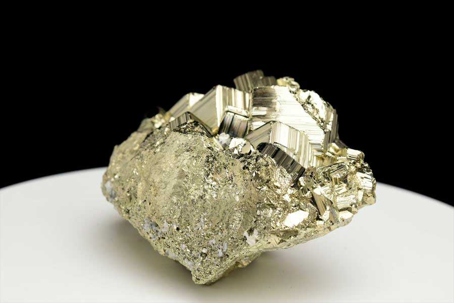 ペルー産　ワンサラ　パイライト　原石　クラスター　黄鉄鉱　Huanzala Huallanca Pyrite　天然石　パワーストーン