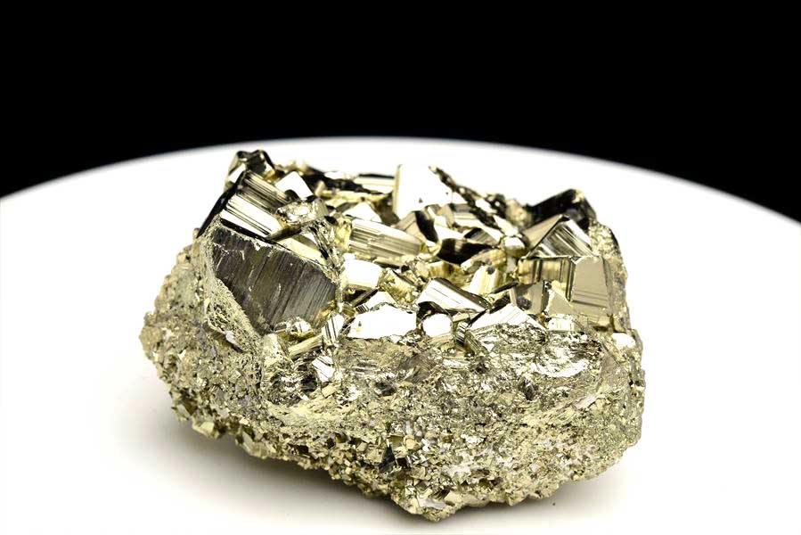 ペルー産　ワンサラ　パイライト　原石　クラスター　黄鉄鉱　Huanzala Huallanca Pyrite　天然石　パワーストーン