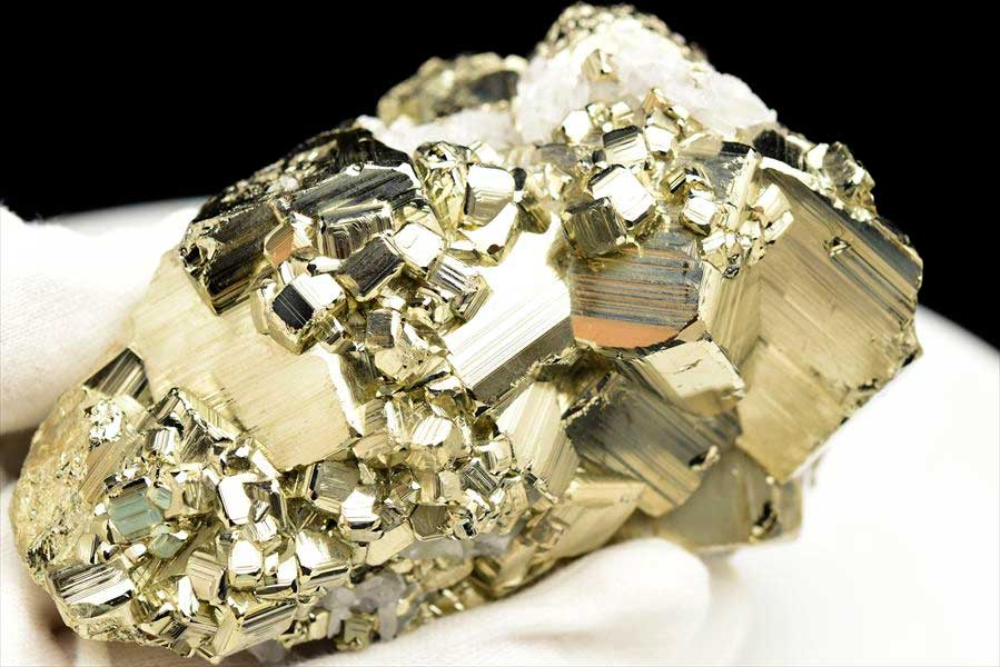 ペルー産　ワンサラ　パイライト　原石　クラスター　黄鉄鉱　Huanzala Huallanca Pyrite　天然石　パワーストーン