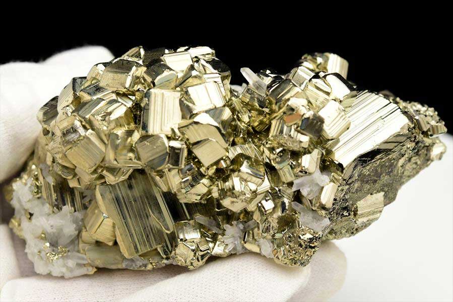 ペルー産　ワンサラ　パイライト　原石　クラスター　黄鉄鉱　Huanzala Huallanca Pyrite　天然石　パワーストーン