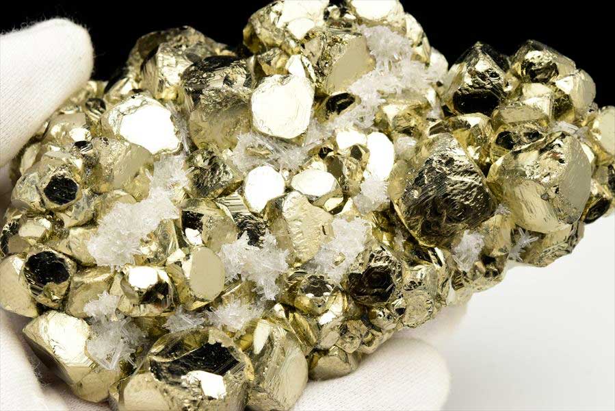 ペルー産　ワンサラ　パイライト　原石　クラスター　黄鉄鉱　Huanzala Huallanca Pyrite　天然石　パワーストーン