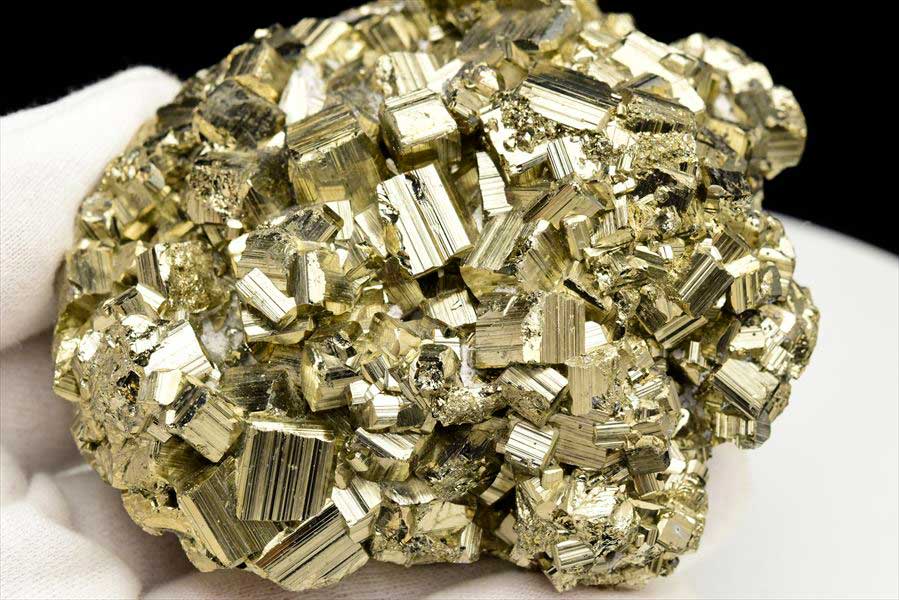 ペルー産　ワンサラ　パイライト　原石　クラスター　黄鉄鉱　Huanzala Huallanca Pyrite　天然石　パワーストーン