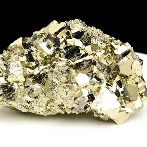 ペルー産　ワンサラ　パイライト　原石　クラスター　黄鉄鉱　Huanzala Huallanca Pyrite　天然石　パワーストーン