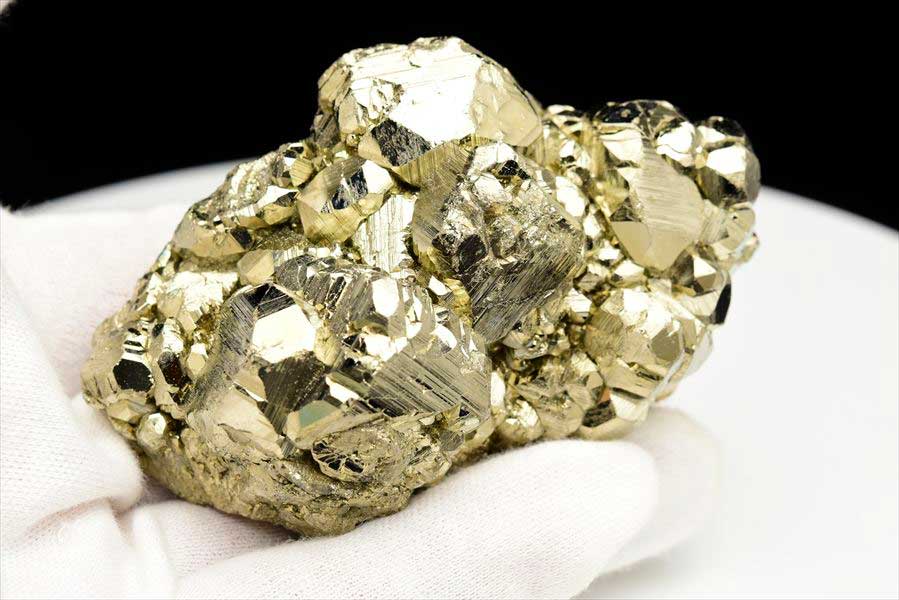 ペルー産　ワンサラ　パイライト　原石　クラスター　黄鉄鉱　Huanzala Huallanca Pyrite　天然石　パワーストーン