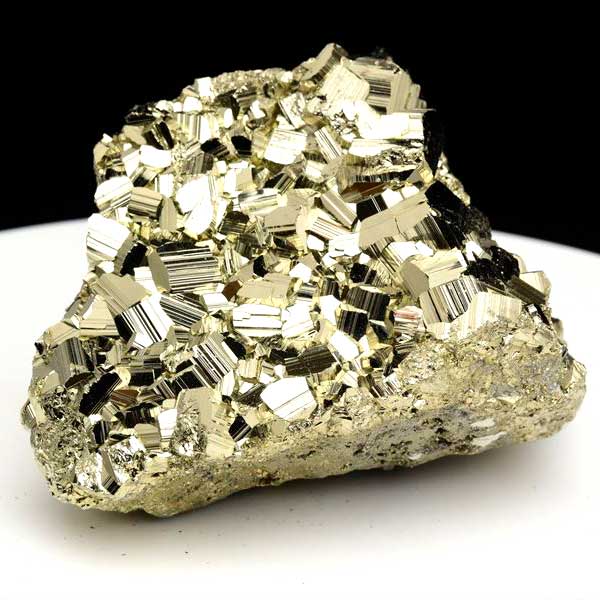 ペルー産　ワンサラ　パイライト　原石　クラスター　黄鉄鉱　Huanzala Huallanca Pyrite　天然石　パワーストーン