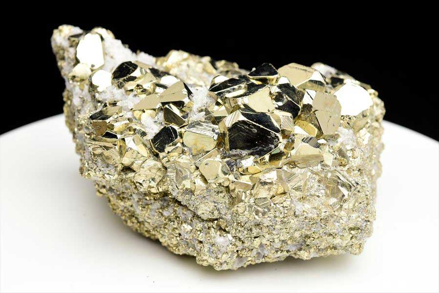 ペルー産　ワンサラ　パイライト　原石　クラスター　黄鉄鉱　Huanzala Huallanca Pyrite　天然石　パワーストーン