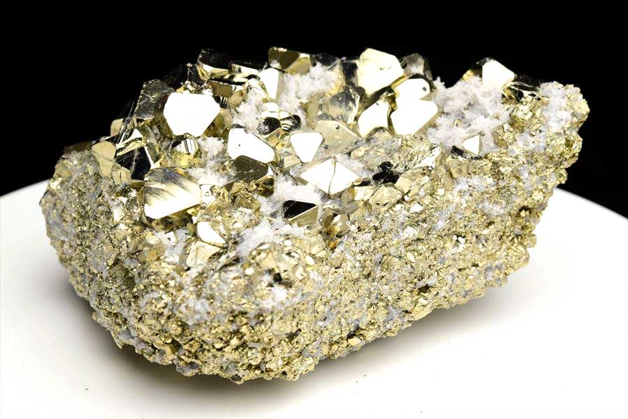 ペルー産　ワンサラ　パイライト　原石　クラスター　黄鉄鉱　Huanzala Huallanca Pyrite　天然石　パワーストーン