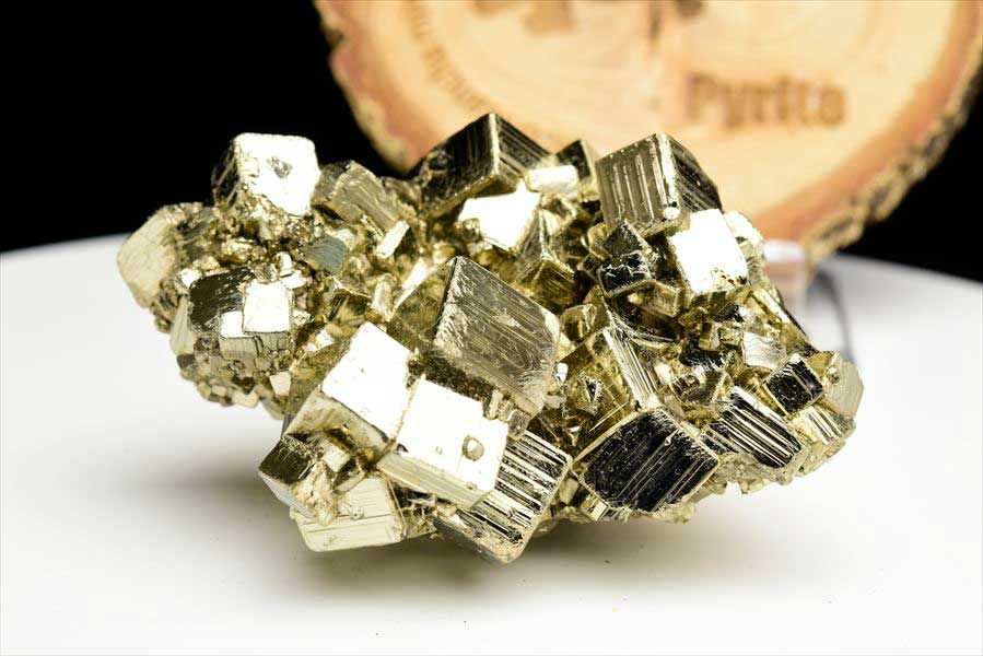 ペルー産　ラクラカンチャ　パイライト　原石　鉱物　黄鉄鉱　 Racracancha　Pyrite　天然石　パワーストーン