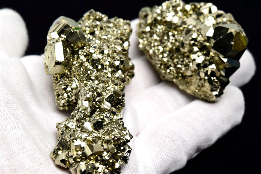 ペルー産　ワンサラ　パイライト　原石　鉱物　黄鉄鉱　 Huanzala　Pyrite　天然石　パワーストーン