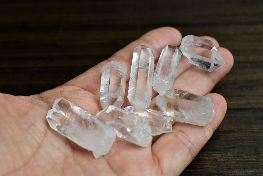 ブラジル産水晶　コリント産水晶　透明　原石　結晶　ポイント　クラスター　詰め合わせ　マクラメ　ワイヤー　天然石　パワーストーン